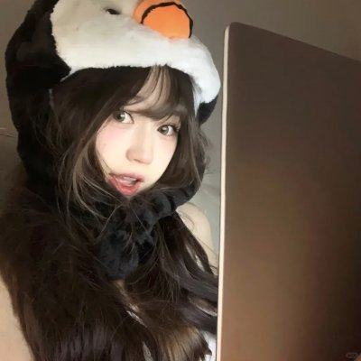 金牌客服董董恩
